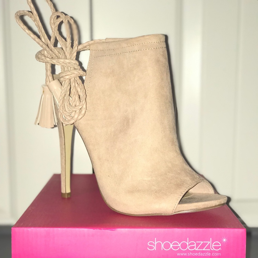 Blush Lace open-back high heeled shoes